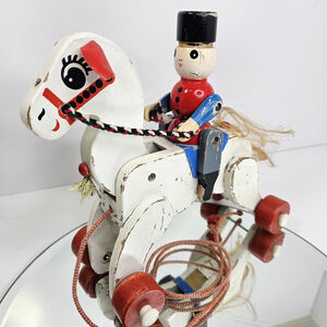 WORKING Pull Toy Queen's Guard on Horse Wooden Soldier England Makes Sound